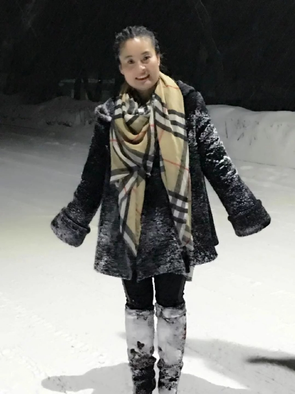 茹芯的第四张照片--昌吉认干亲服务网